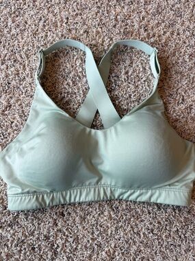 Calia By Carrie Underwood Fixed Cup Sports Bra Women’s Medium Green Racer